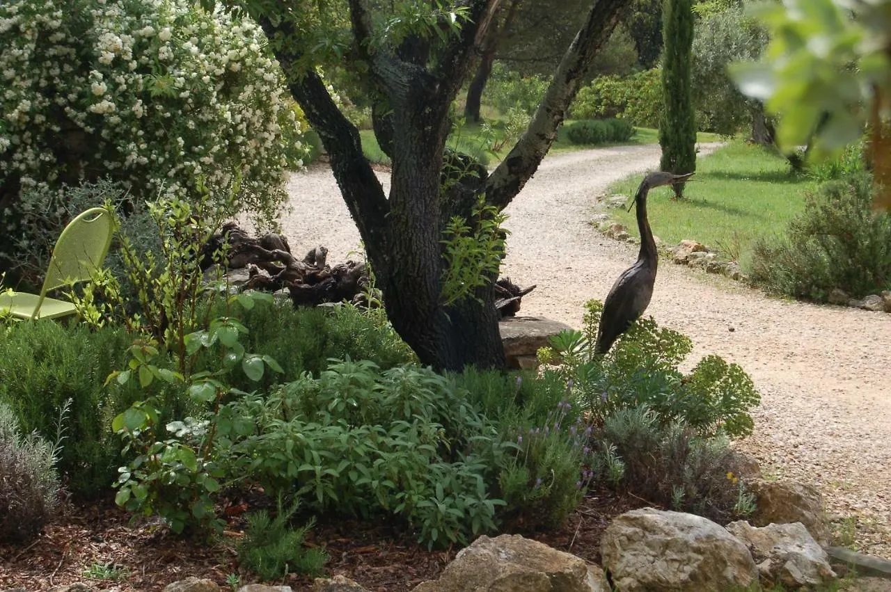 Gites Du Rocher Du Piei Lagnes Guest house